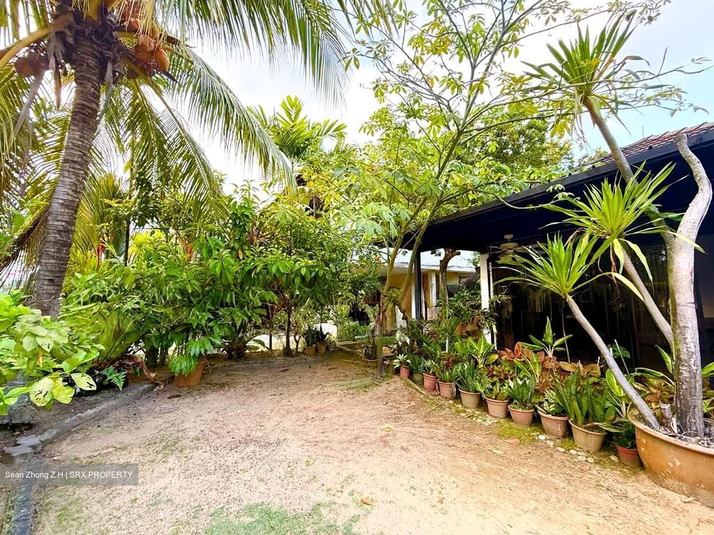 Serangoon Garden Estate (D19), Semi-Detached #566227101
